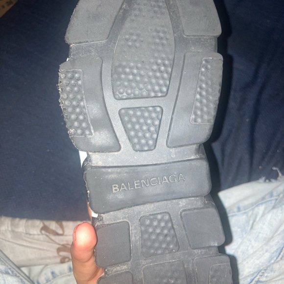 size 42 i bought them for 1200 - Picture 4 of 4